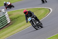 Vintage-motorcycle-club;eventdigitalimages;mallory-park;mallory-park-trackday-photographs;no-limits-trackdays;peter-wileman-photography;trackday-digital-images;trackday-photos;vmcc-festival-1000-bikes-photographs